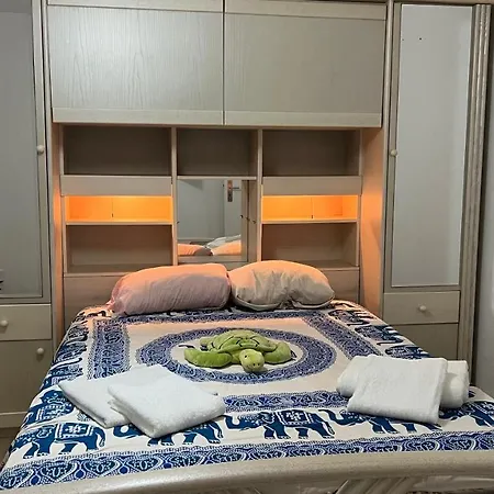 Alojamiento Economico En Ferienhaus Salir de Porto